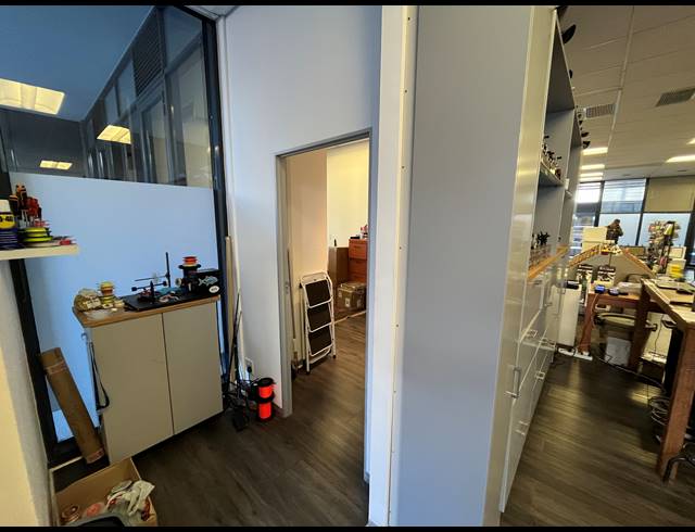 246M² OFFICE TO LET IN WOODSTOCK